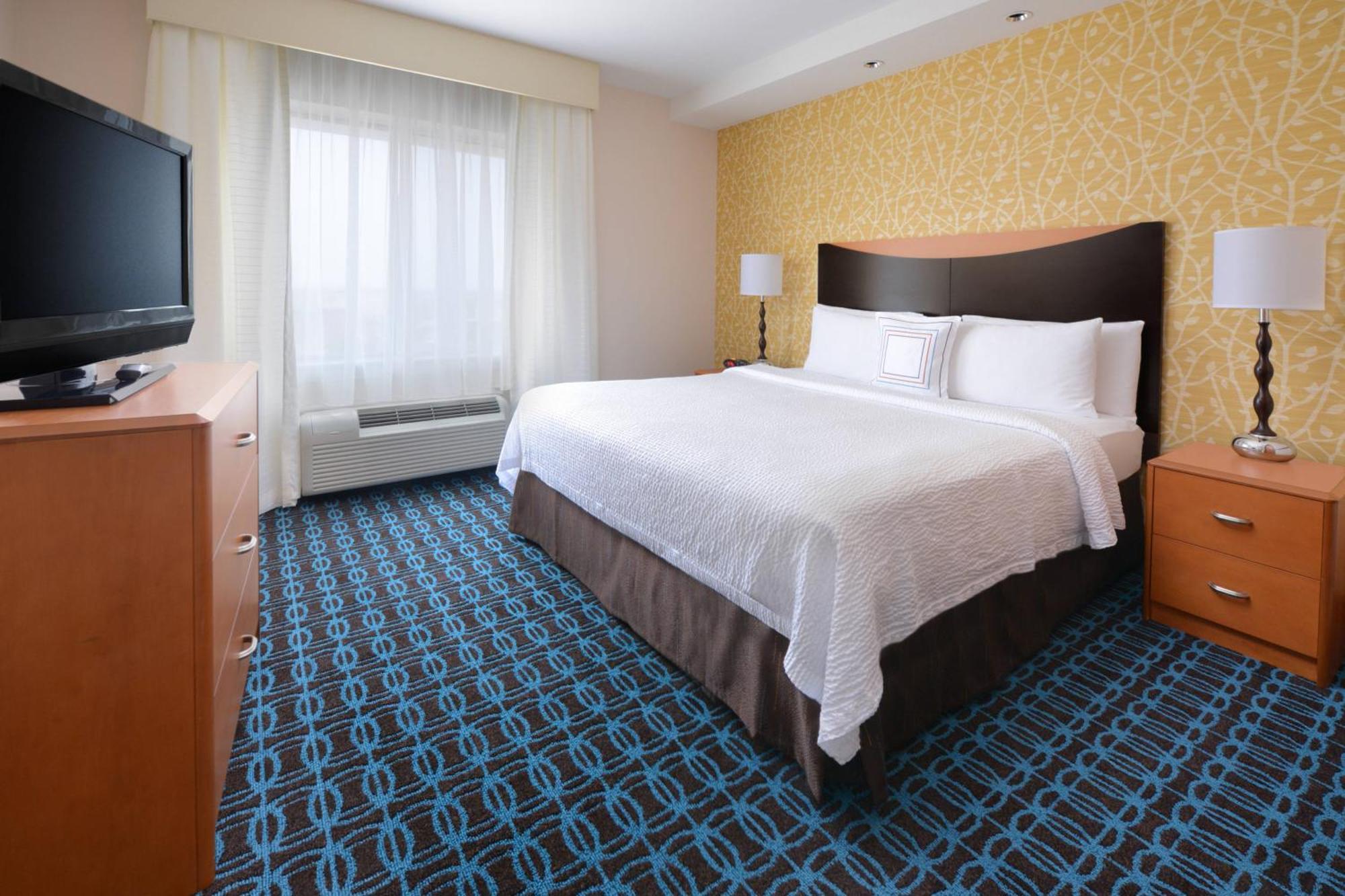 Fairfield Inn & Suites By Marriott Dallas Plano Колонията Екстериор снимка