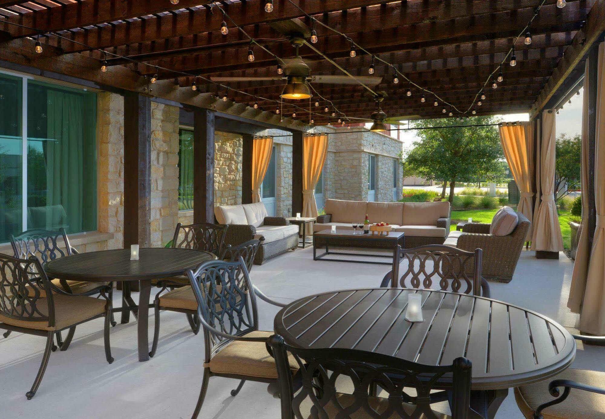 Fairfield Inn & Suites By Marriott Dallas Plano Колонията Екстериор снимка